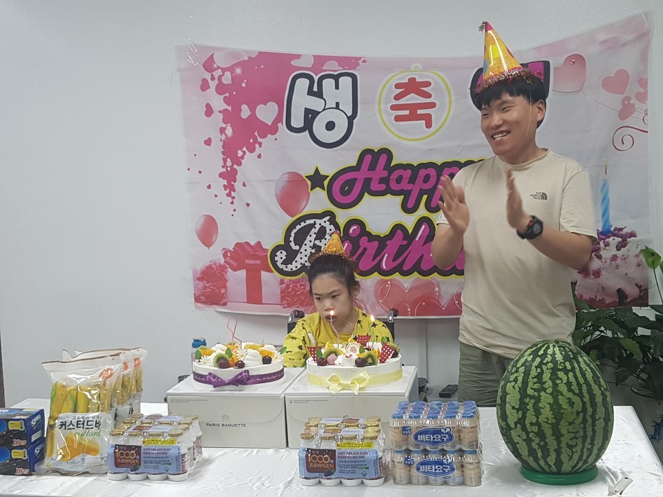 2019년 07월 거주인 생일파티