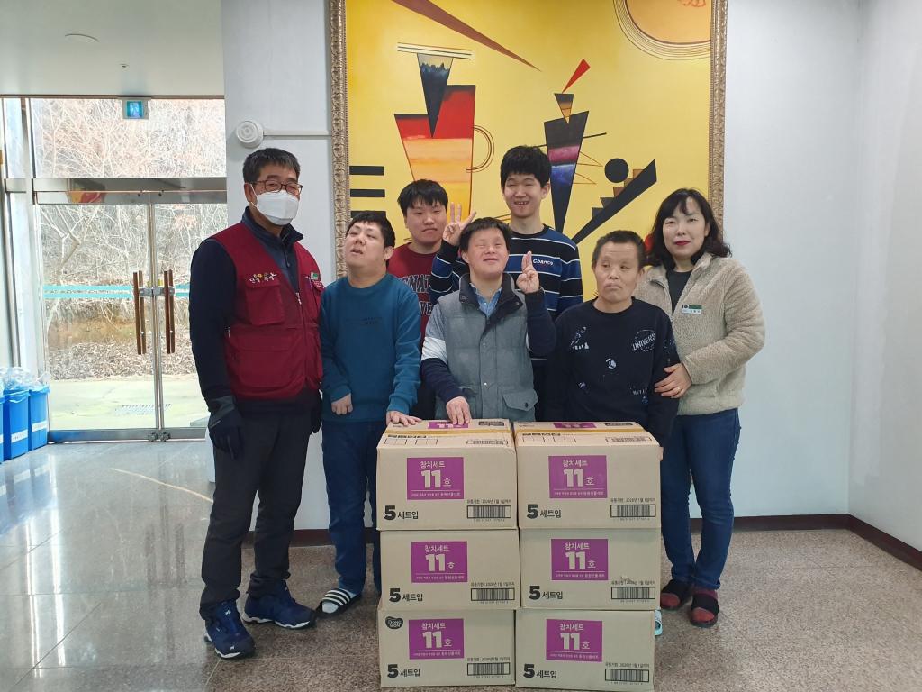 전국플랜트건설노조충남지부에서 참치캔후원